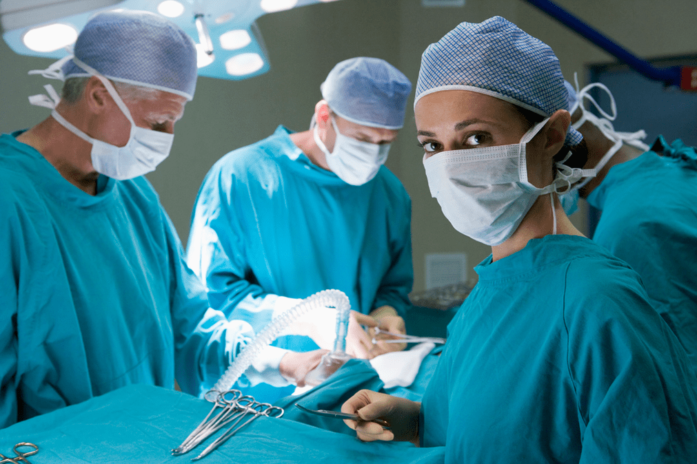 Joint replacement surgery for arthrosis